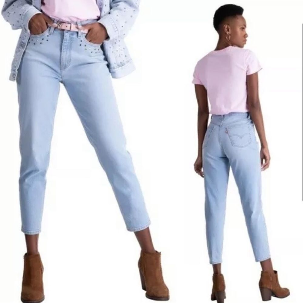 LEVI'S Mom Jean Jeweled High Waist Light Wash